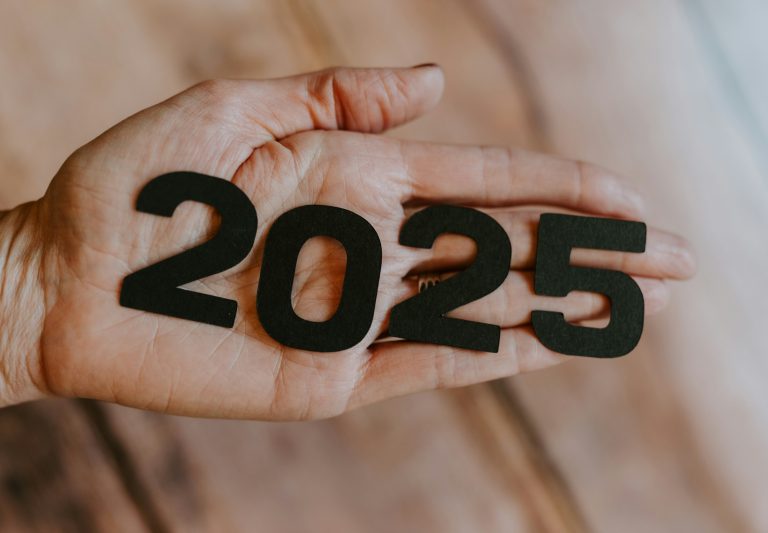 Nouvelle Année, Nouveaux Objectifs : Guide pratique pour définir vos objectifs 2025  avec la méthode SMART